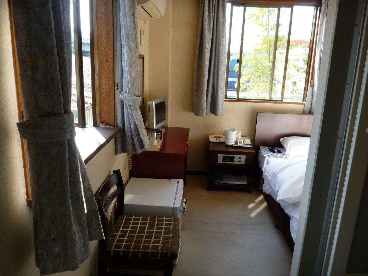 Business Hotel Top Inn Kagurano Вакаяма Екстериор снимка